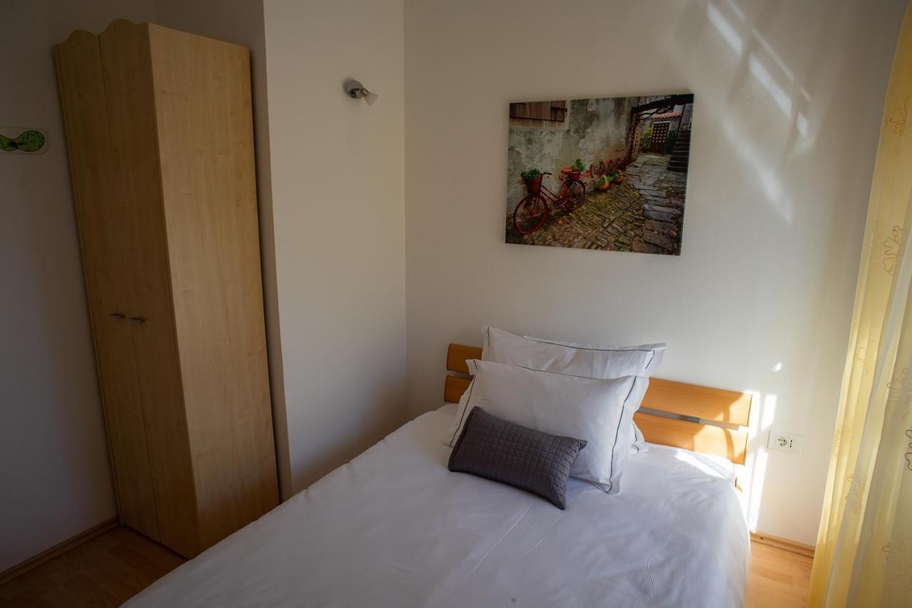 Olive Tree Apartments Umag Luaran gambar