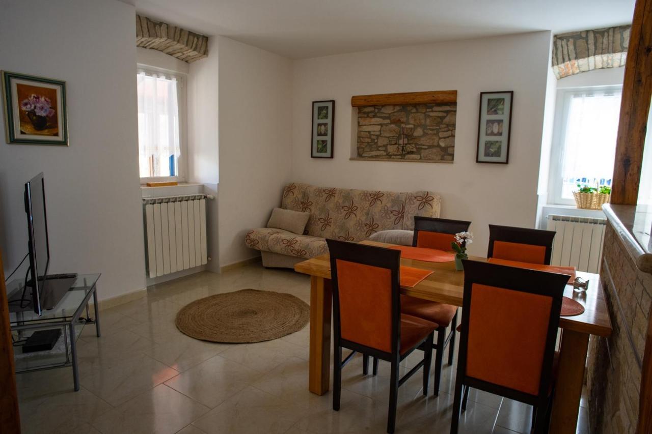 Olive Tree Apartments Umag Luaran gambar