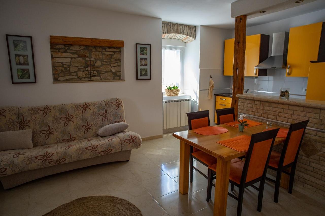 Olive Tree Apartments Umag Luaran gambar