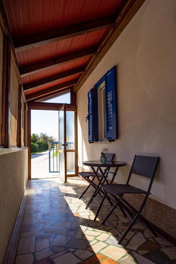Olive Tree Apartments Umag Luaran gambar