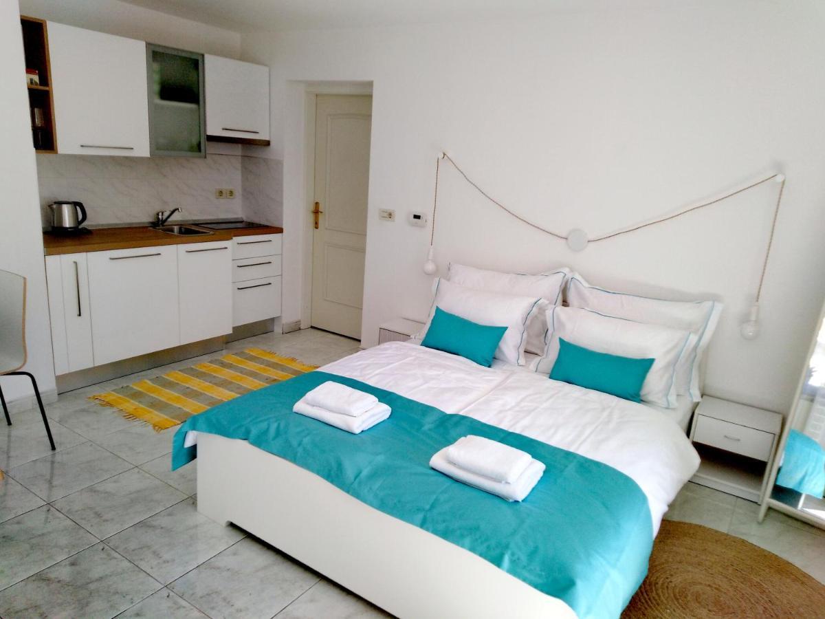 Olive Tree Apartments Umag Luaran gambar
