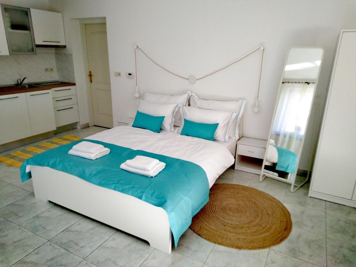 Olive Tree Apartments Umag Luaran gambar